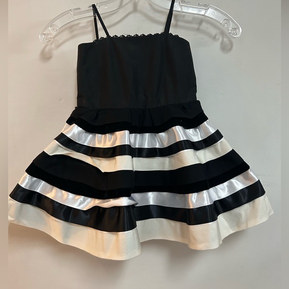 Alice & Olivia Toddler Girls Kids Holiday Silk Dress Size 4 (4T) EUC - Picture 1 of 13